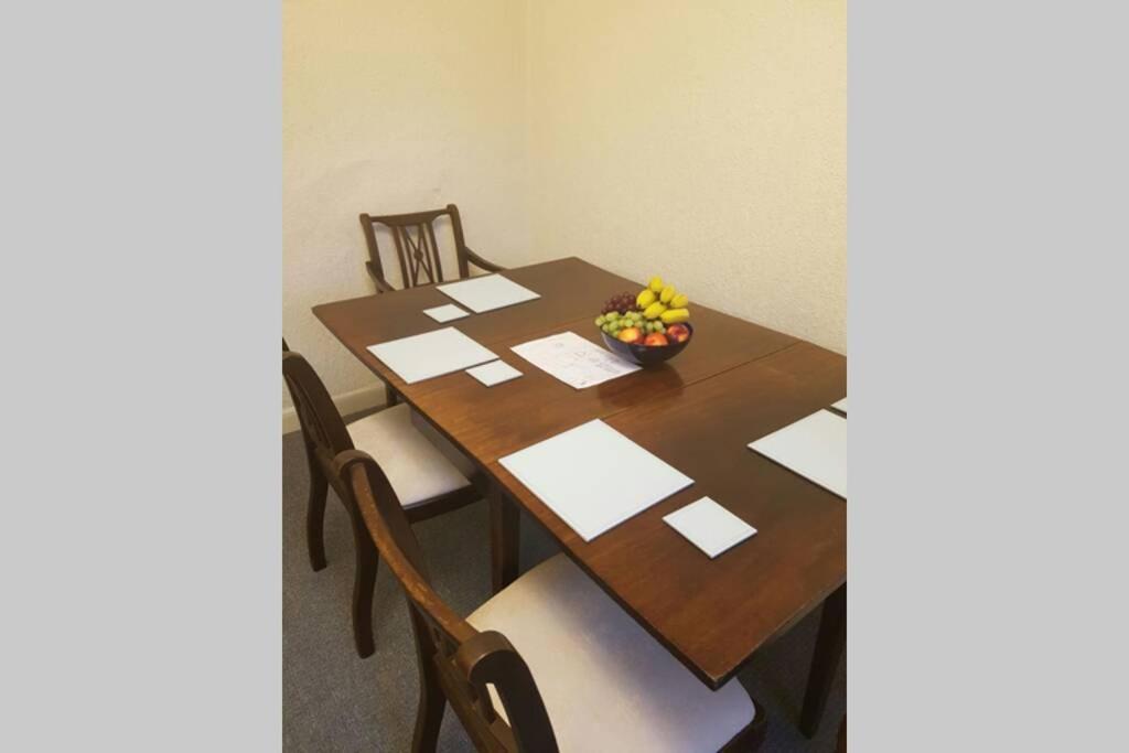 Porthmadog Harbour Town - High Street Apartment. Ngoại thất bức ảnh